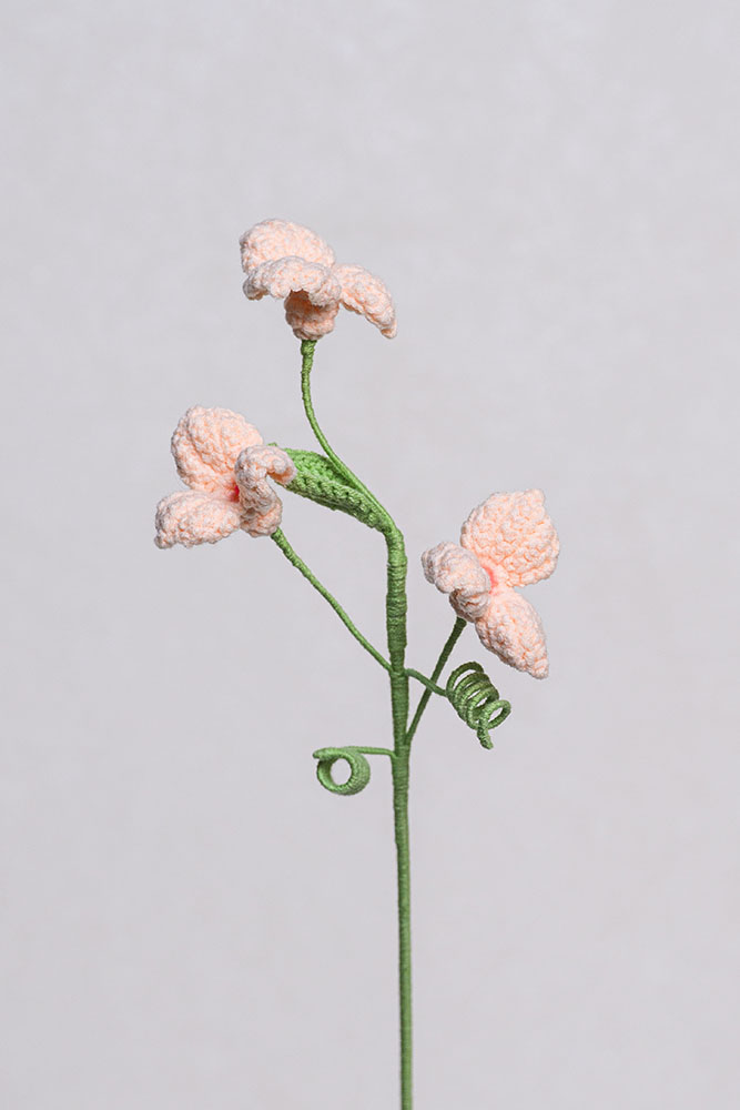 Hand-crocheted Kalanchoe Flower - Image 4
