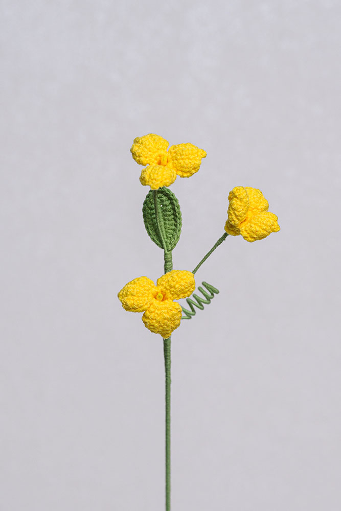 Hand-crocheted Kalanchoe Flower - Image 10