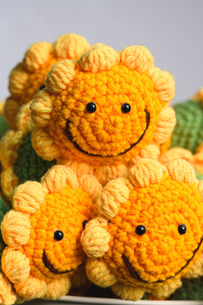 Hand-crocheted Sunflower Flower - Image 4