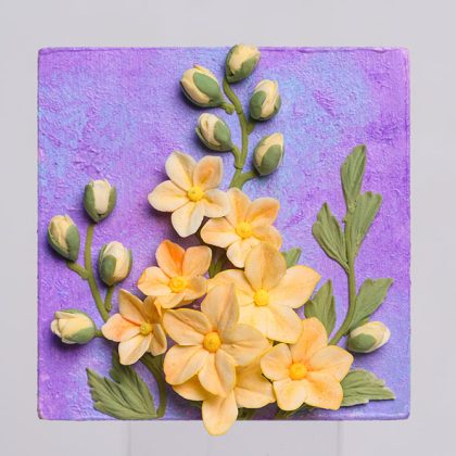 Handmade Clay Flower Fridge Magnet – Elegant Decorative Gift for Home & Kitchen مغناطيس ثلاجة على شكل زهرة من الصلصال اليدوي – هدية أنيقة للمنزل والمطبخ